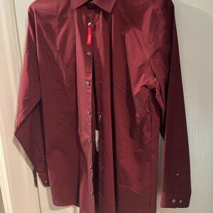 J. Ferrar Men's medium dress shirt in bergundy